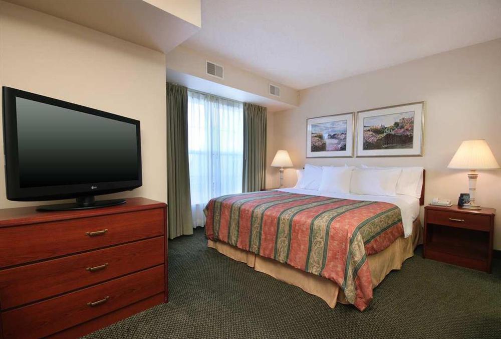 Homewood Suites By Hilton Erie Kearsarge Pokoj fotografie