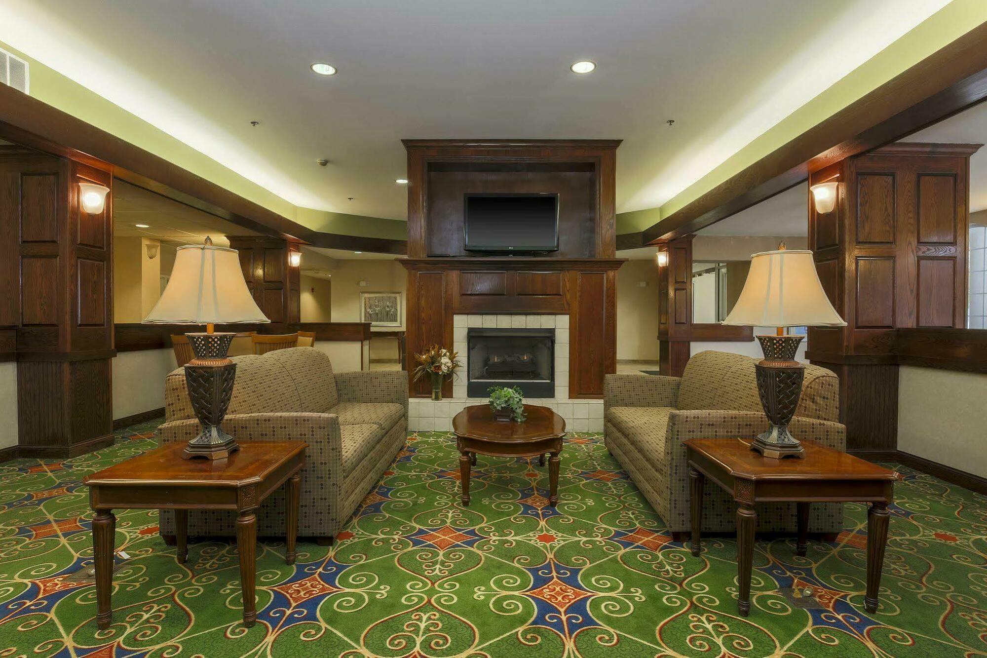 Homewood Suites By Hilton Erie Kearsarge Exteriér fotografie