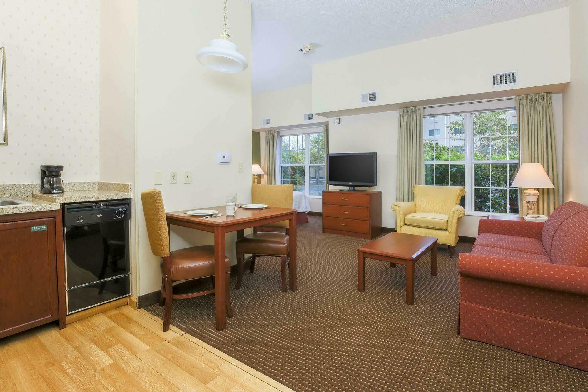 Homewood Suites By Hilton Erie Kearsarge Exteriér fotografie